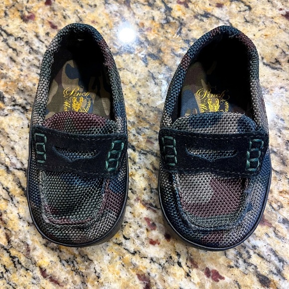 Baby Cole Haan Loafer Moccasins, size 1 - Picture 2 of 6